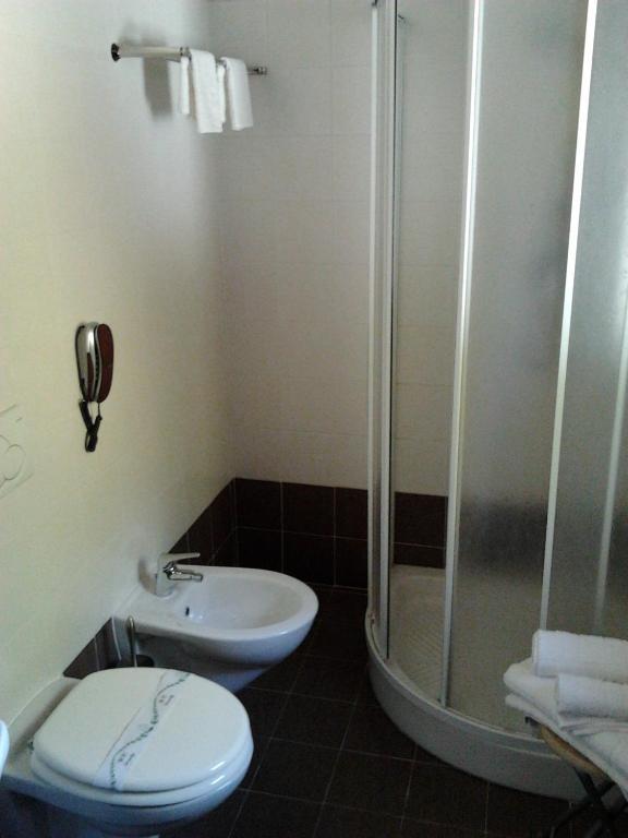 Agrihotel Papaya San Pietro Apostolo Habitación foto